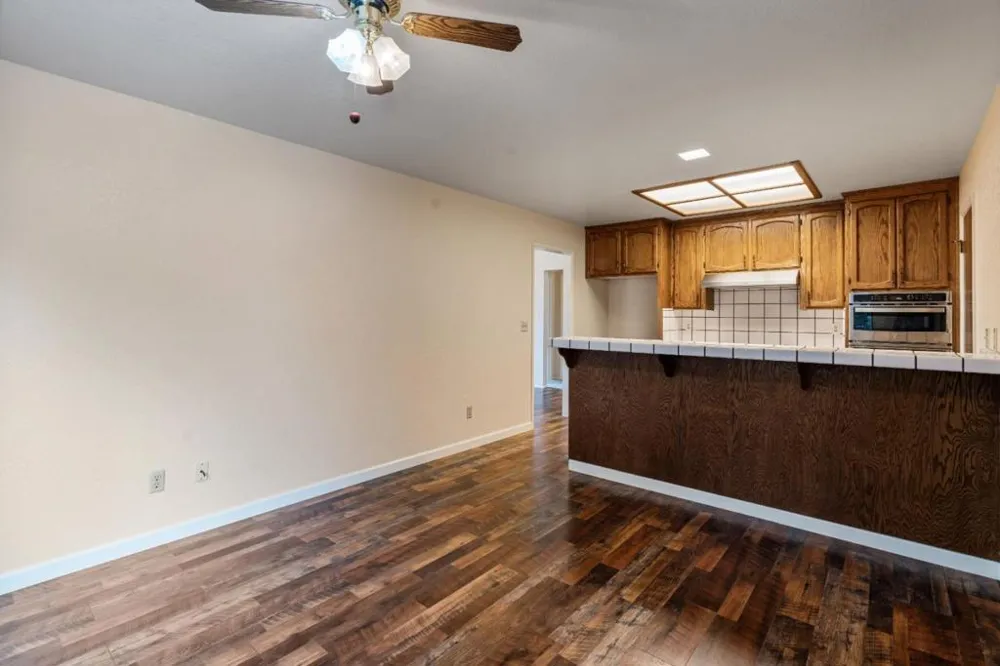 729 Helen Drive Hollister, CA 95023