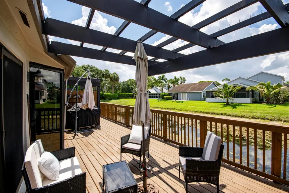 109 Landings Boulevard 