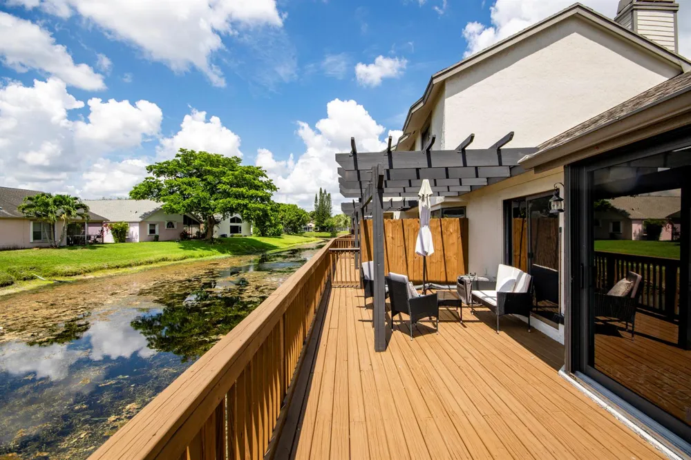 109 Landings Boulevard 