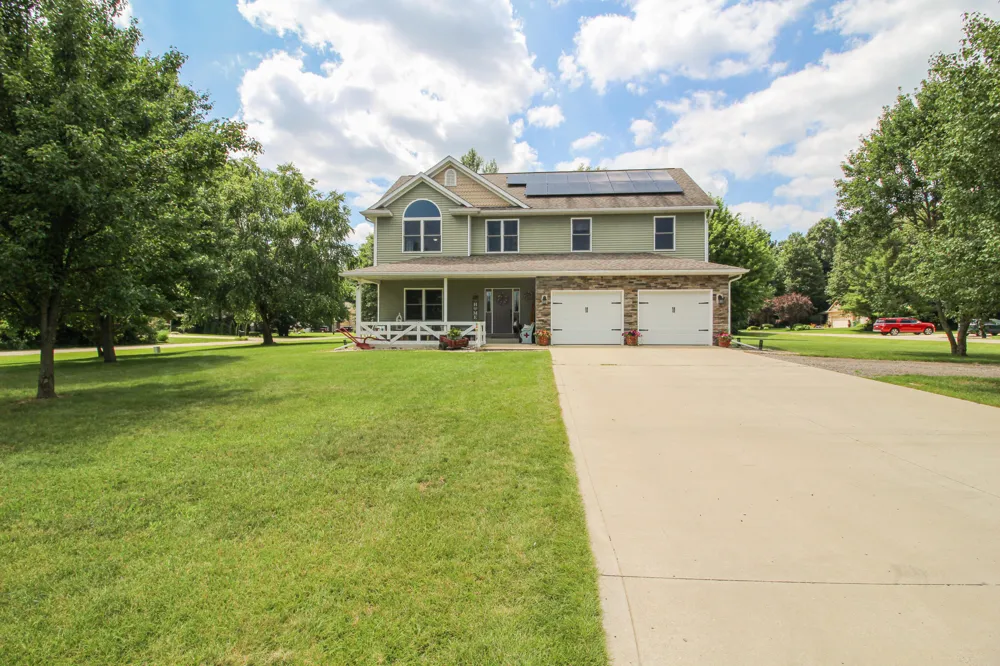 56056 Truman Drive Three Rivers, MI 49093