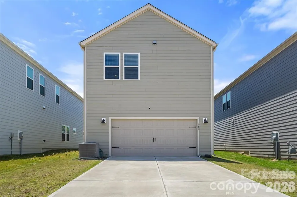 613 Cedar Knoll Circle Pineville, NC 28134