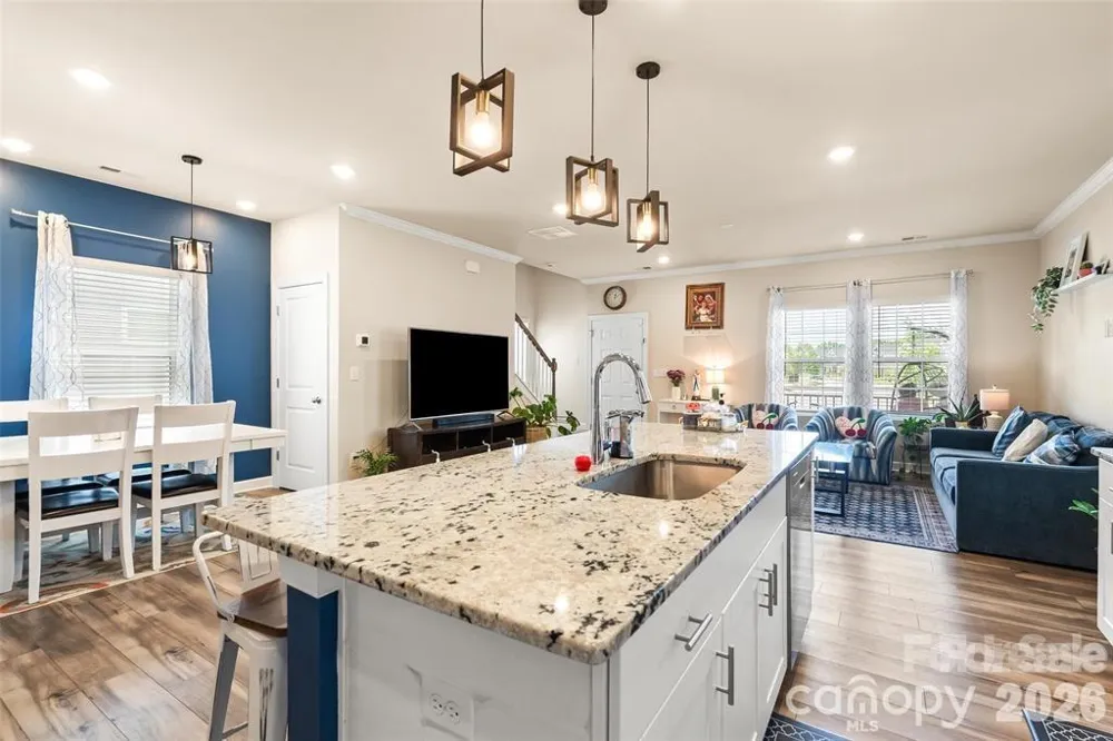 613 Cedar Knoll Circle Pineville, NC 28134