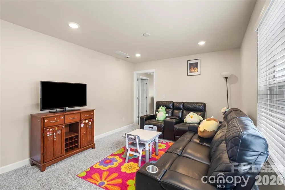 613 Cedar Knoll Circle Pineville, NC 28134