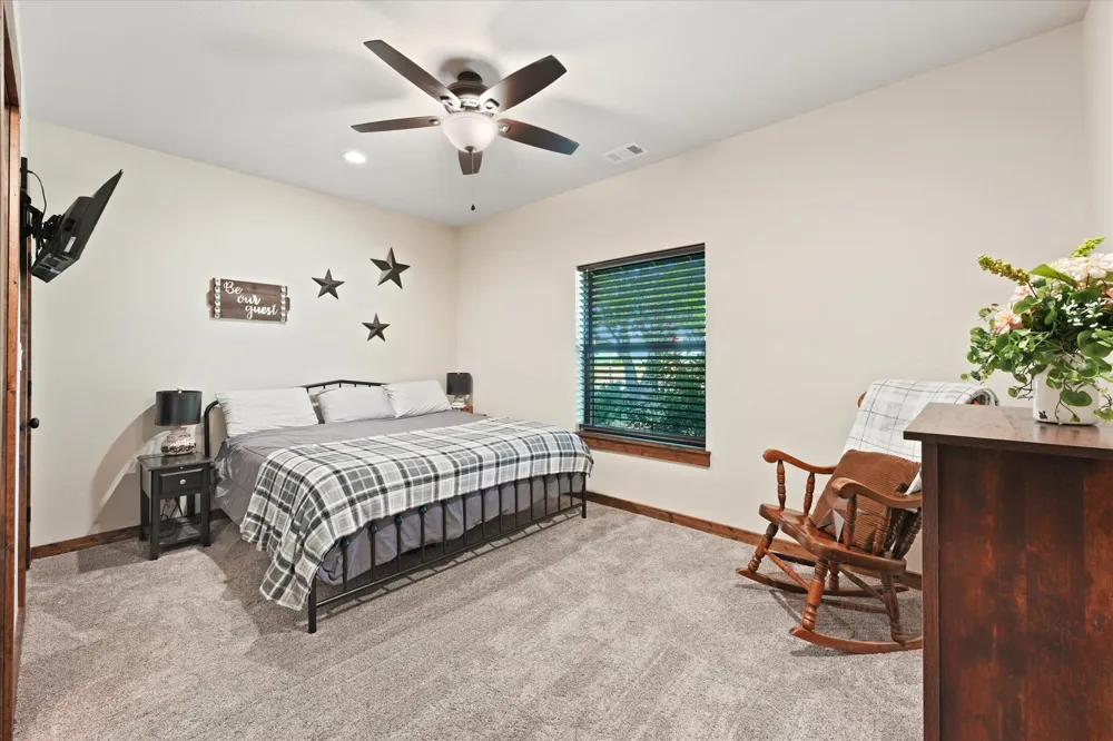 9861 Fm-66 Maypearl, TX 76064