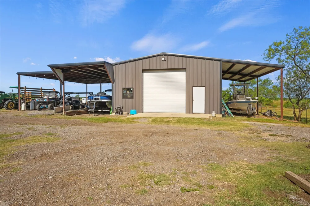 9861 Fm-66 Maypearl, TX 76064