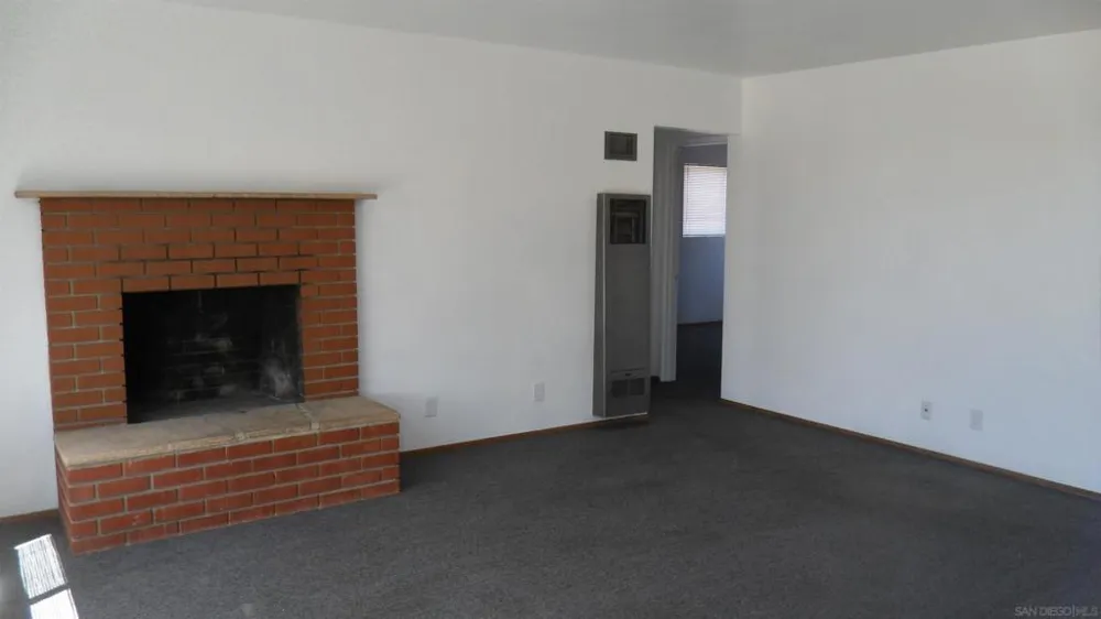 945 E J St. Chula Vista, CA 91910