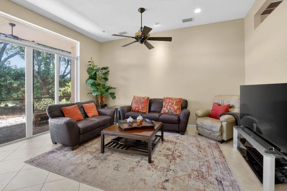 6959 Imperial Beach Circle Delray Beach, FL 33446
