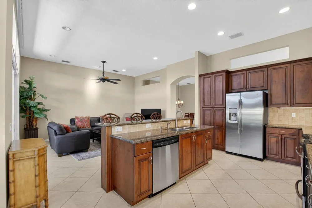 6959 Imperial Beach Circle Delray Beach, FL 33446