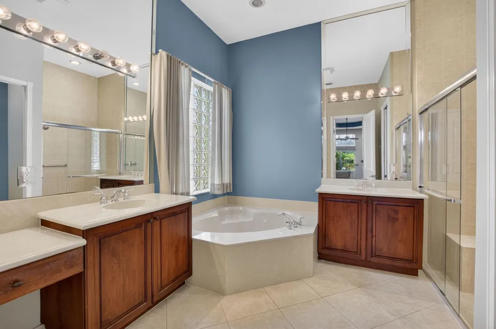 6959 Imperial Beach Circle Delray Beach, FL 33446