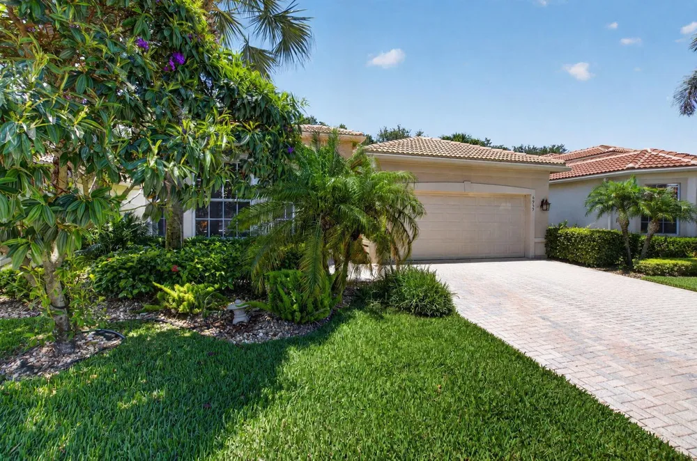 6959 Imperial Beach Circle Delray Beach, FL 33446