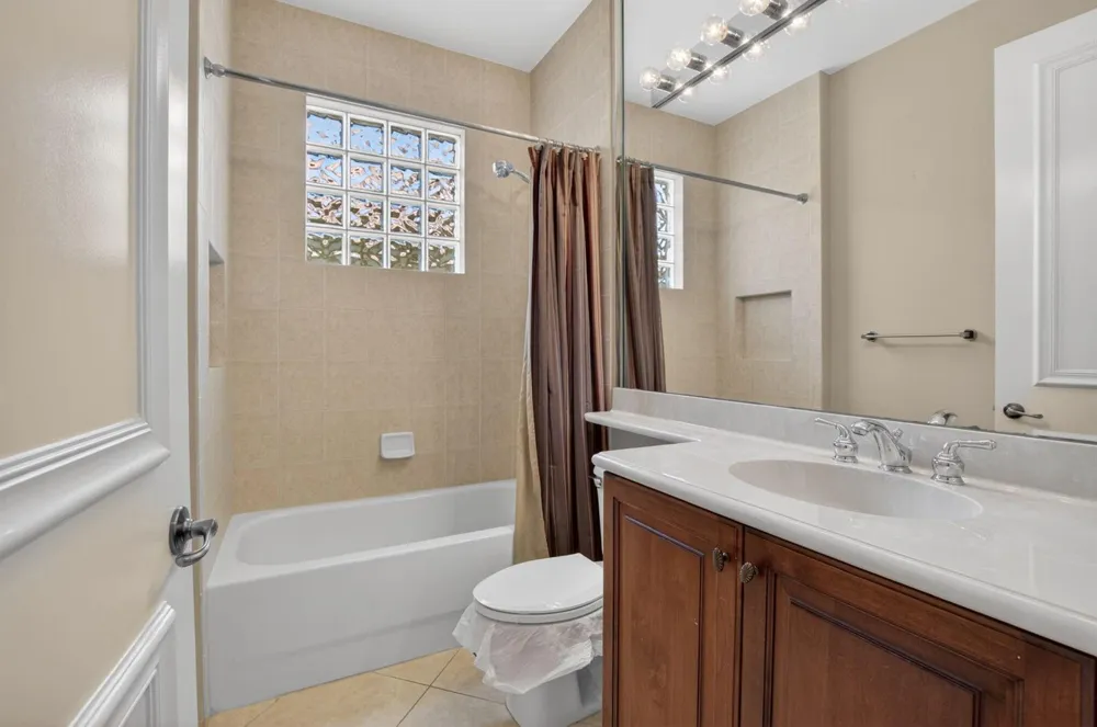 6959 Imperial Beach Circle Delray Beach, FL 33446