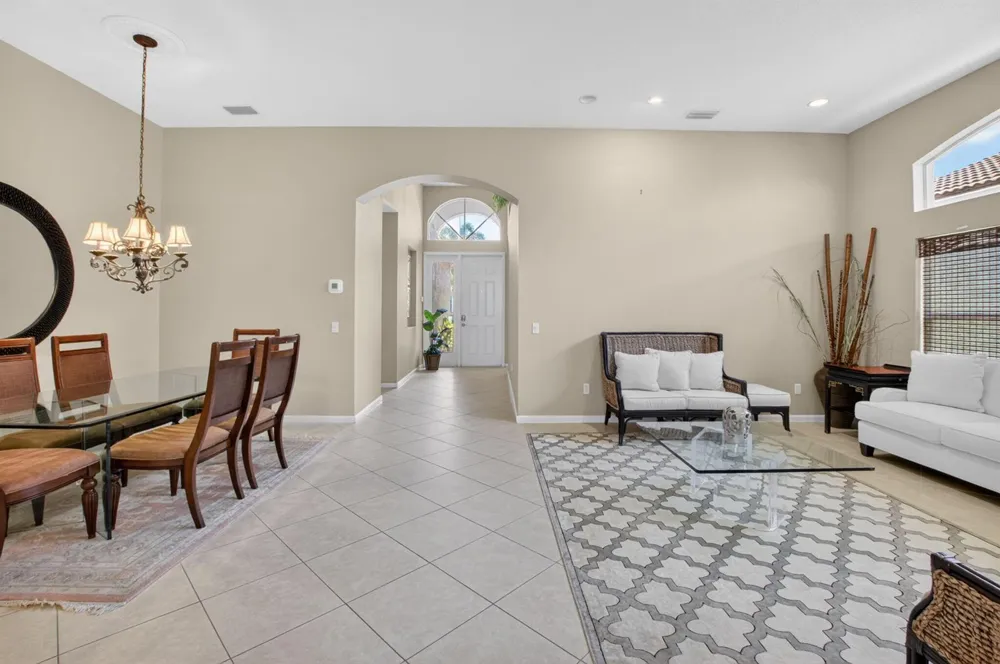 6959 Imperial Beach Circle Delray Beach, FL 33446