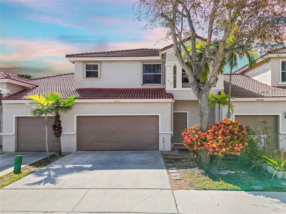13212 NW 8th St #13212 Pembroke Pines, FL 33028