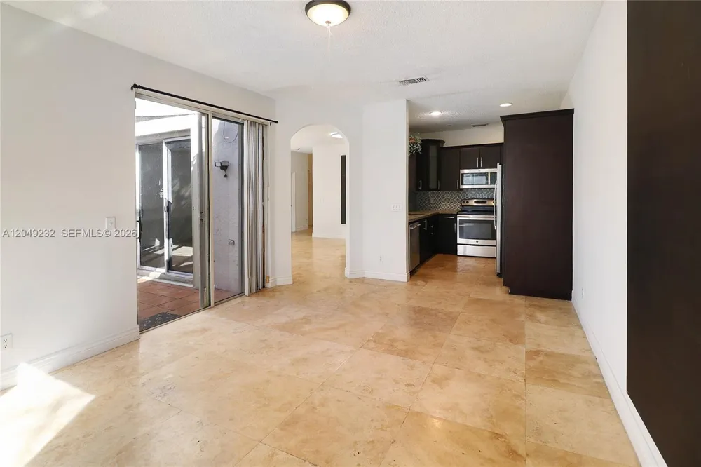 13212 NW 8th St #13212 Pembroke Pines, FL 33028