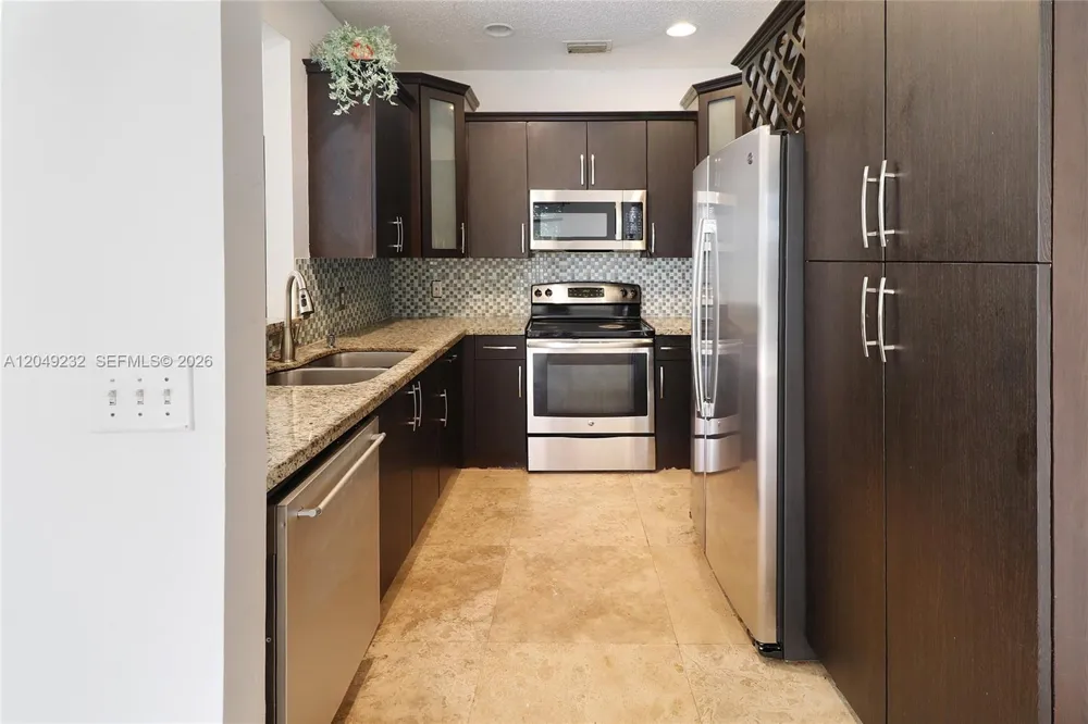 13212 NW 8th St #13212 Pembroke Pines, FL 33028