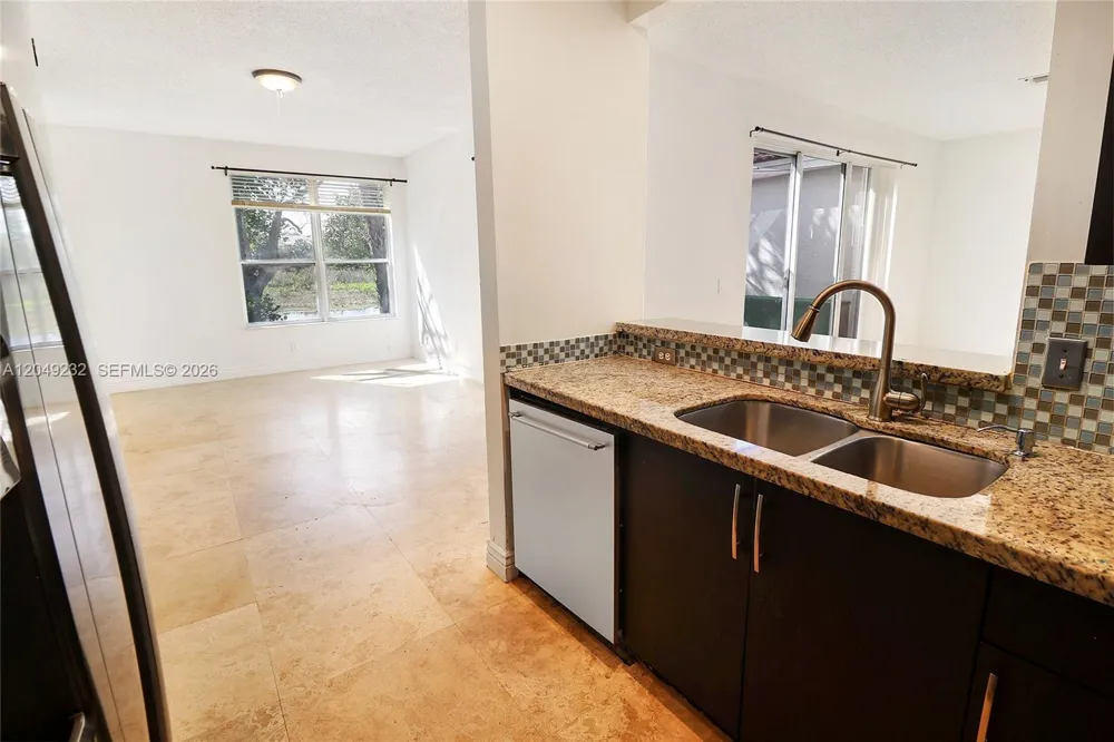 13212 NW 8th St #13212 Pembroke Pines, FL 33028