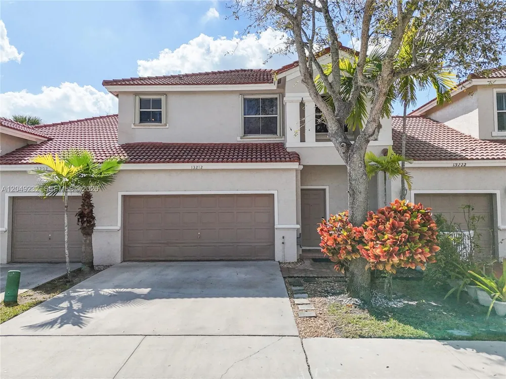 13212 NW 8th St #13212 Pembroke Pines, FL 33028