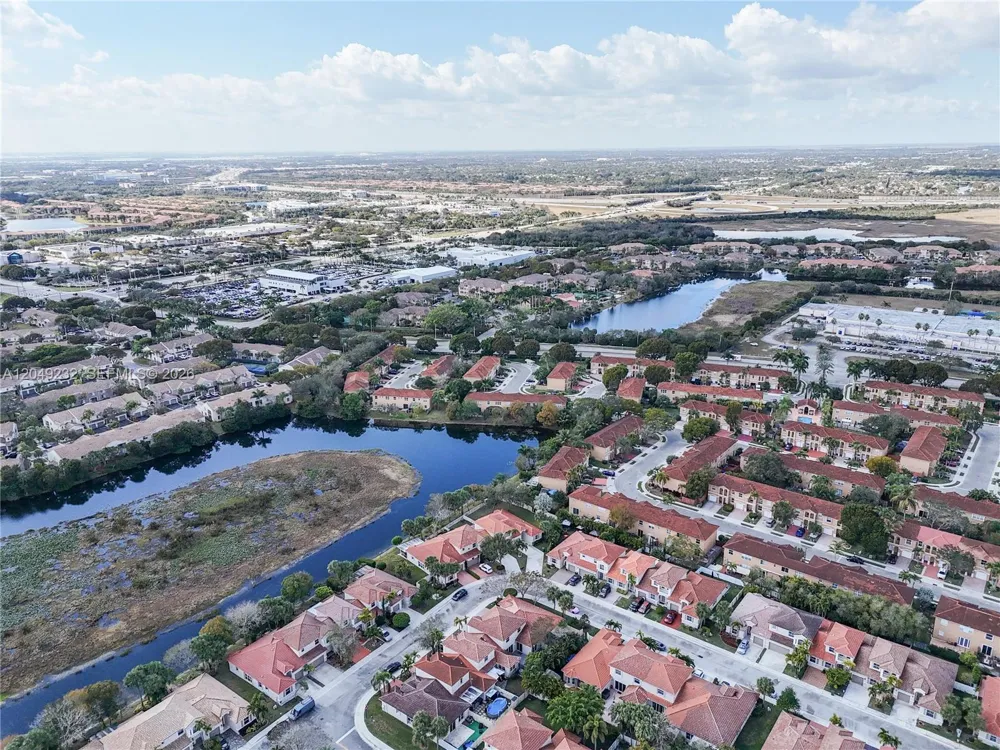 13212 NW 8th St #13212 Pembroke Pines, FL 33028
