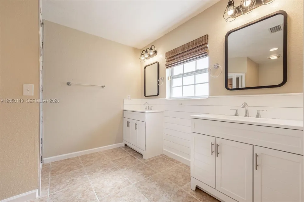 7764 14th Pl La Belle, FL 33935