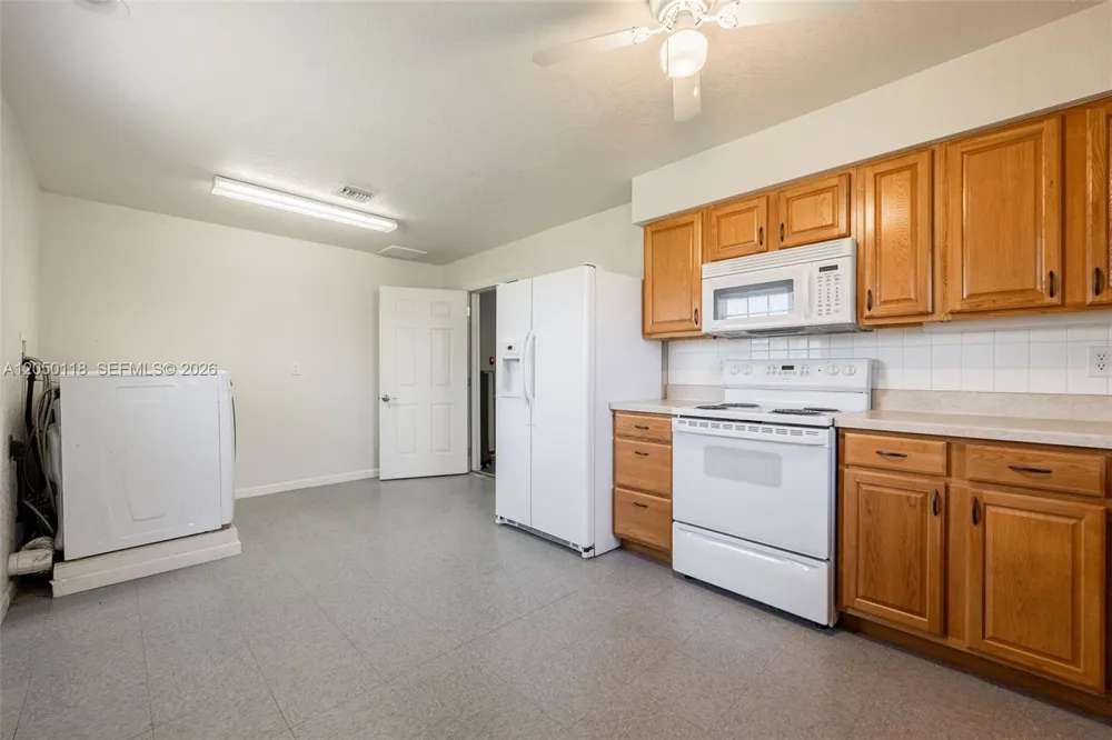 7764 14th Pl La Belle, FL 33935