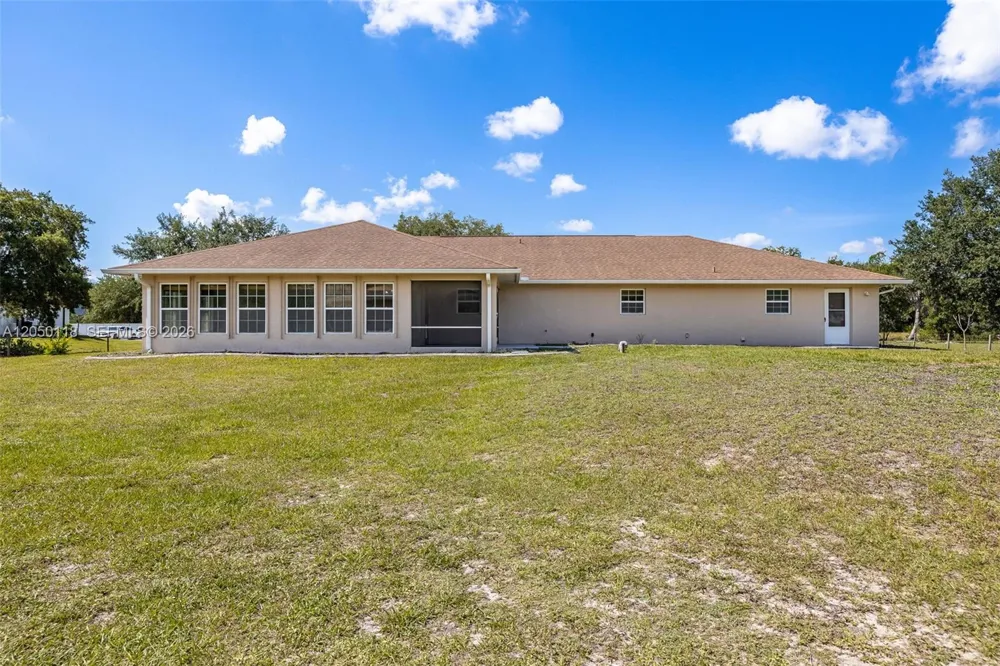 7764 14th Pl La Belle, FL 33935