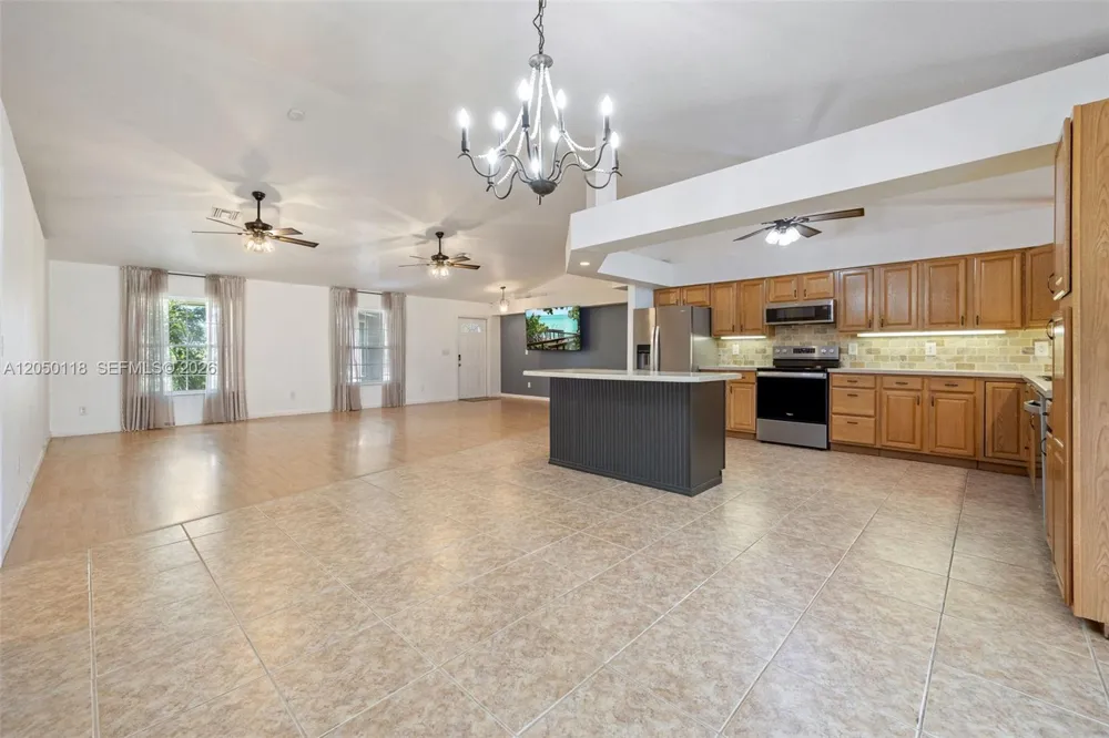 7764 14th Pl La Belle, FL 33935
