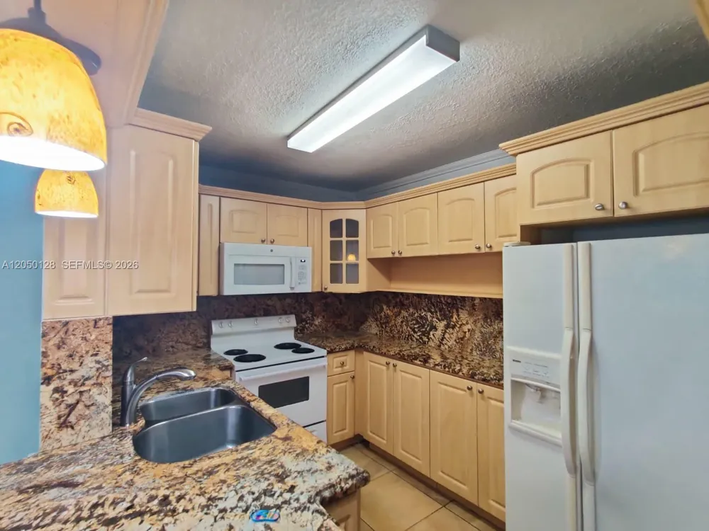 5705 W 20th Ave #215 Hialeah, FL 33012