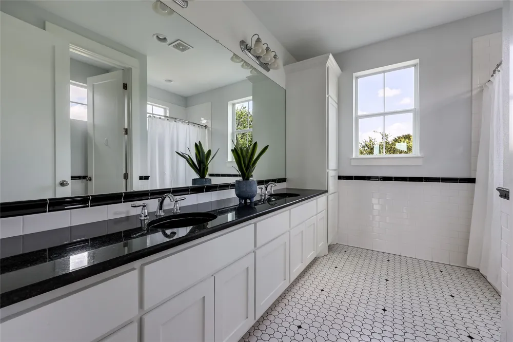1296 Trebled Waters Trail Driftwood, TX 78619