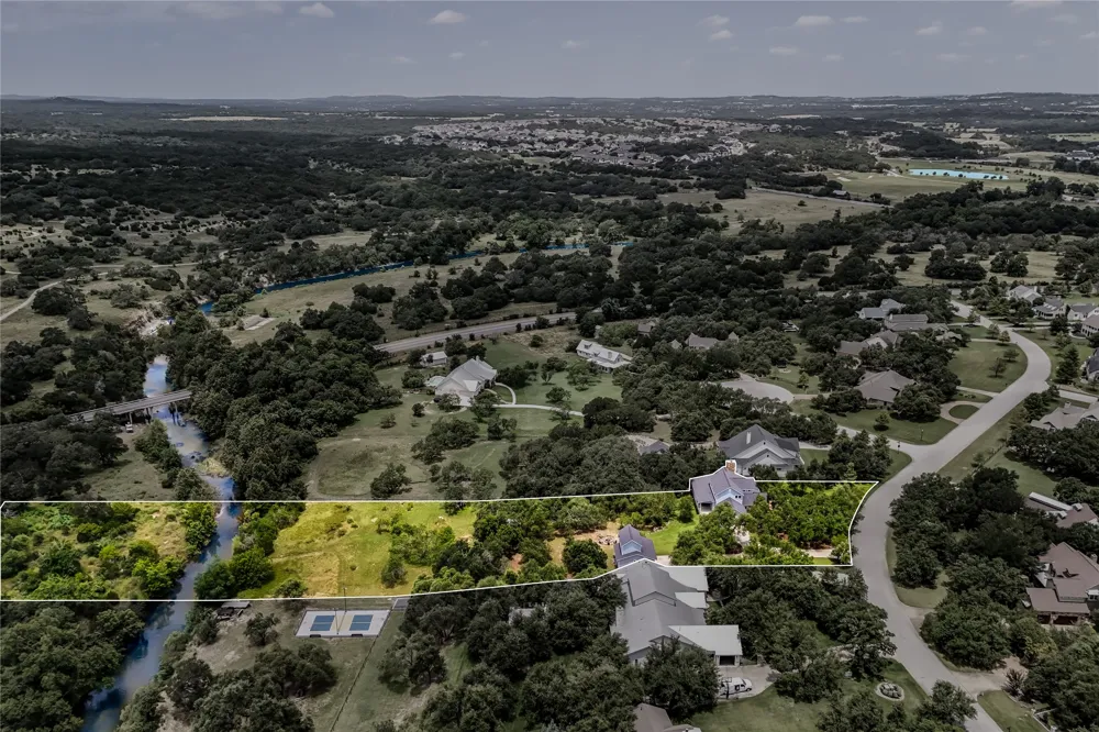 1296 Trebled Waters Trail Driftwood, TX 78619