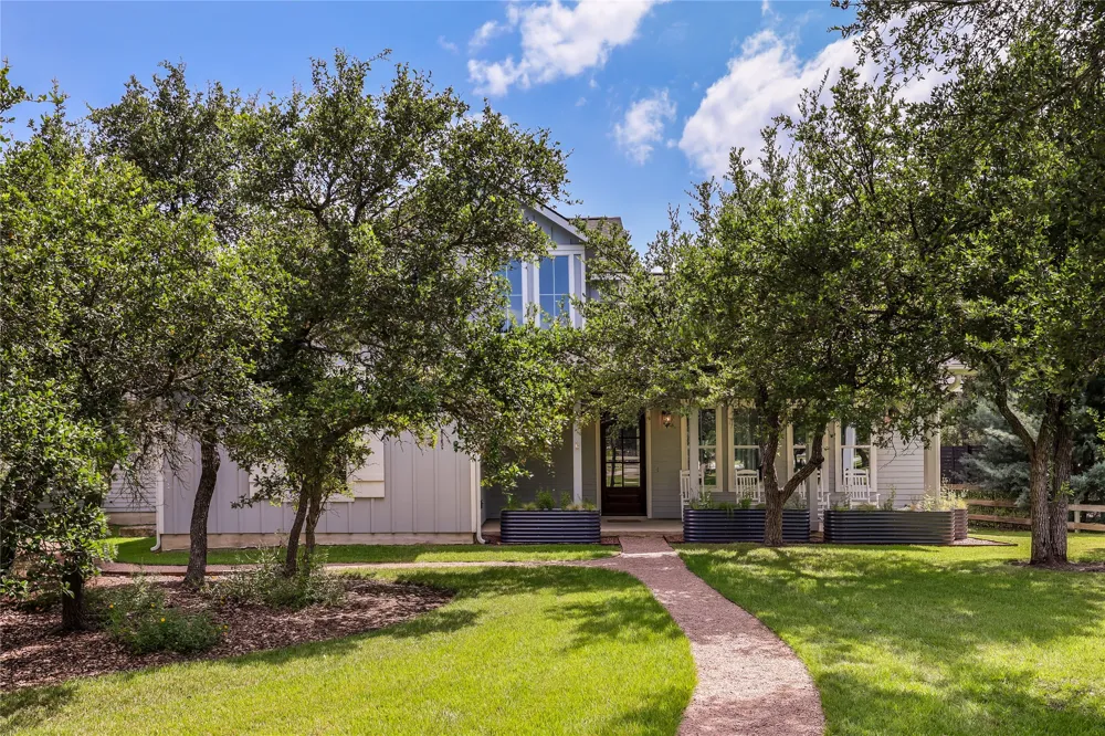 1296 Trebled Waters Trail Driftwood, TX 78619