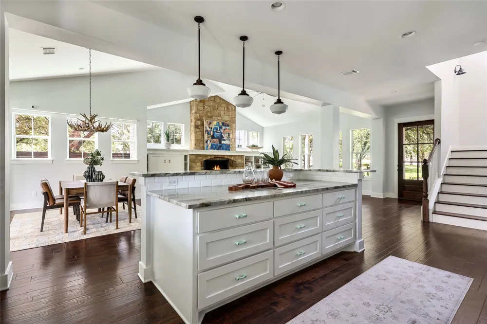 1296 Trebled Waters Trail Driftwood, TX 78619