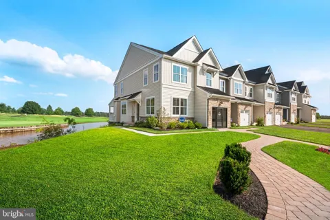34 BALDWIN WAY