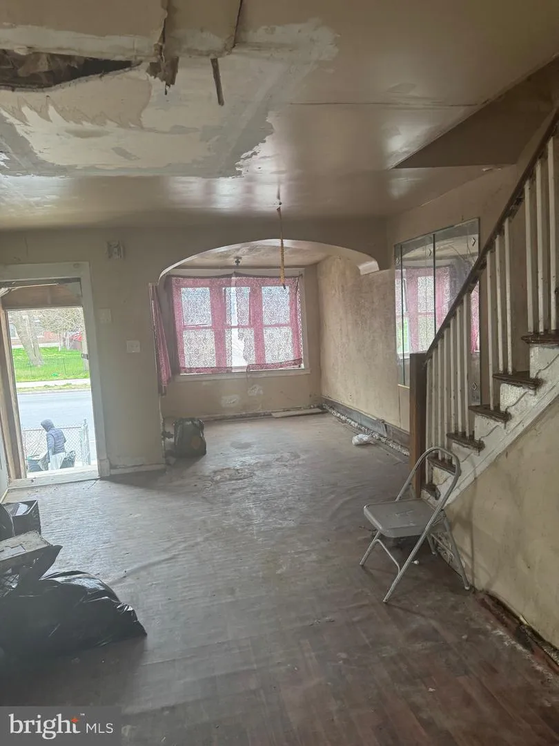 5024 OGONTZ AVENUE Philadelphia, PA 19141