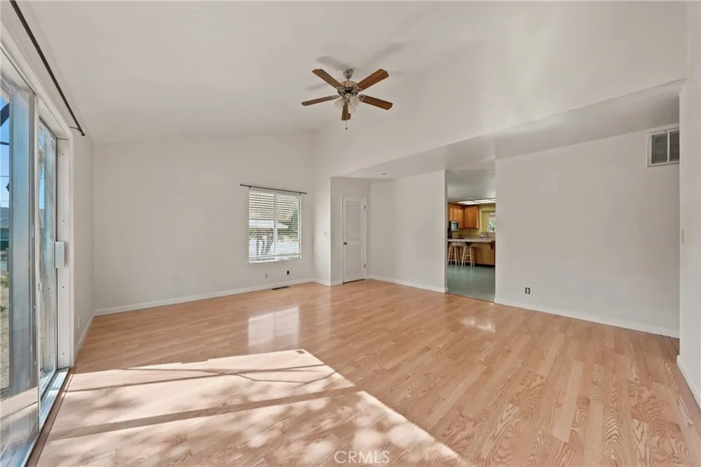 17002 Acacia Clearlake Oaks, CA 95423