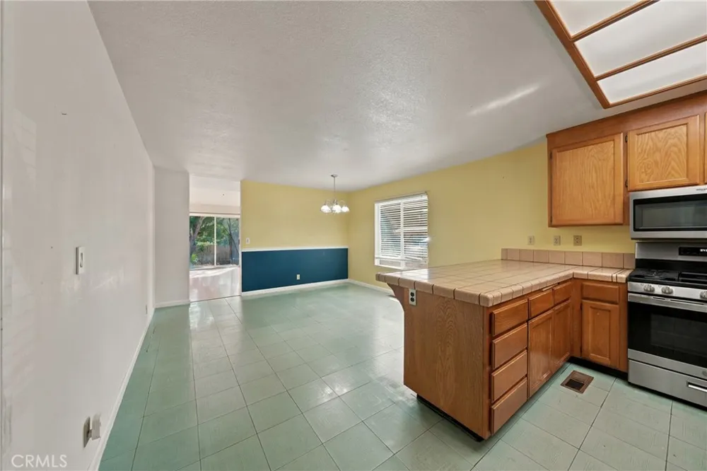 17002 Acacia Clearlake Oaks, CA 95423