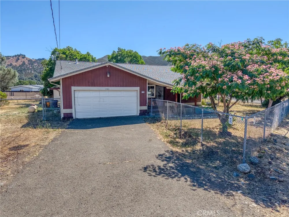 17002 Acacia Clearlake Oaks, CA 95423
