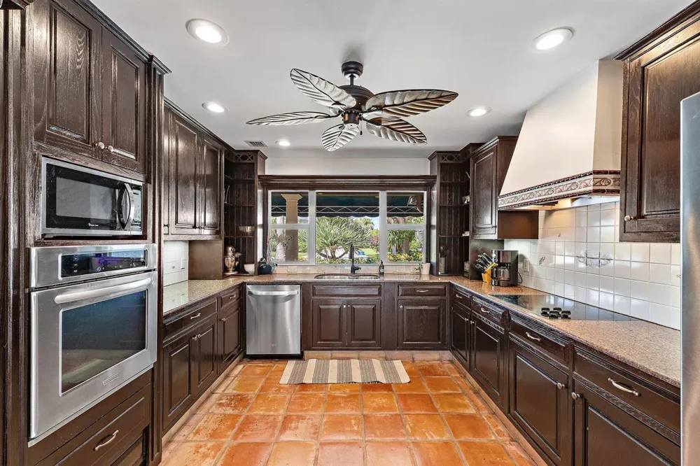 88 River Drive Tequesta, FL 33469