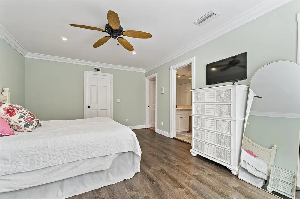 88 River Drive Tequesta, FL 33469