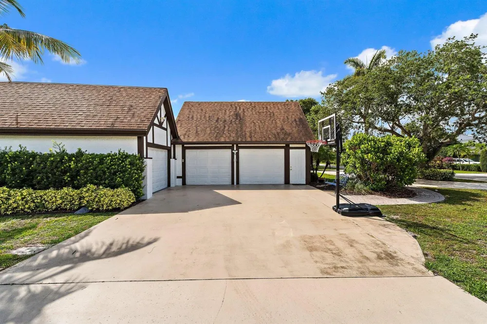 88 River Drive Tequesta, FL 33469