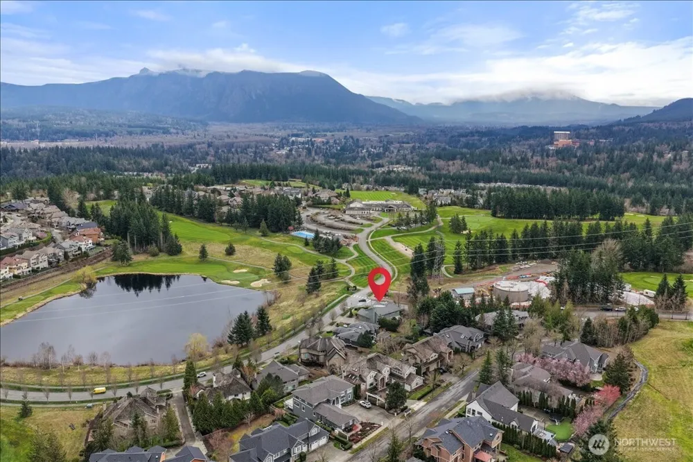7041 Eagle Lake Drive SE Snoqualmie, WA 98065