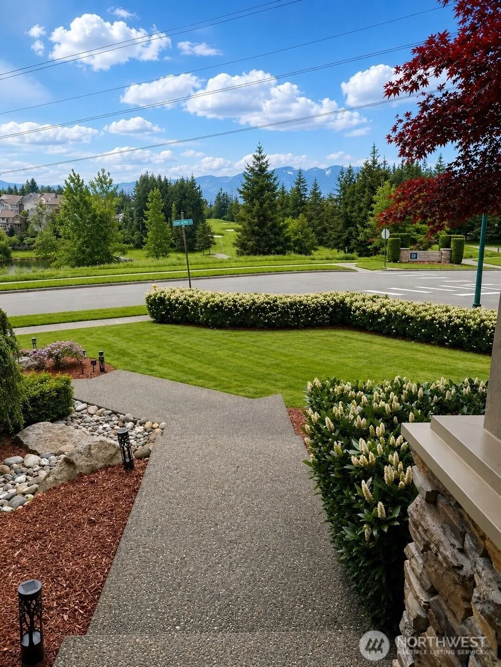 7041 Eagle Lake Drive SE Snoqualmie, WA 98065