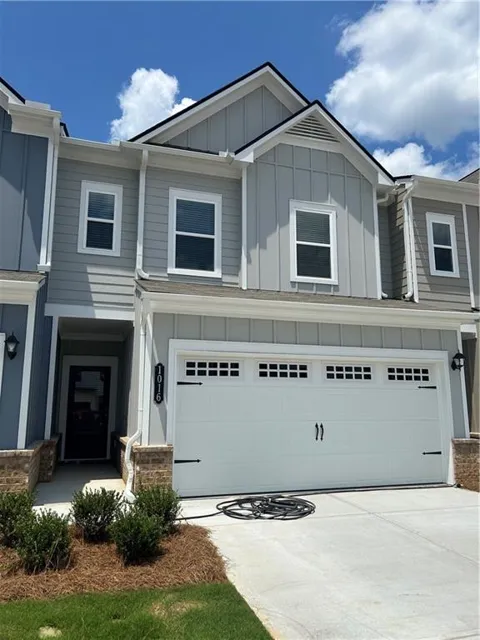 1016 Stiles Circle