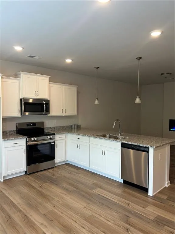 1016 Stiles Circle Cartersville, GA 30120