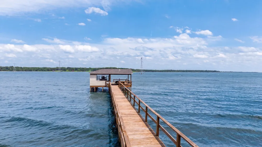 1185 Rs County Road 3503 Emory, TX 75440