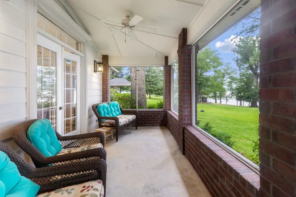 1185 Rs County Road 3503 Emory, TX 75440