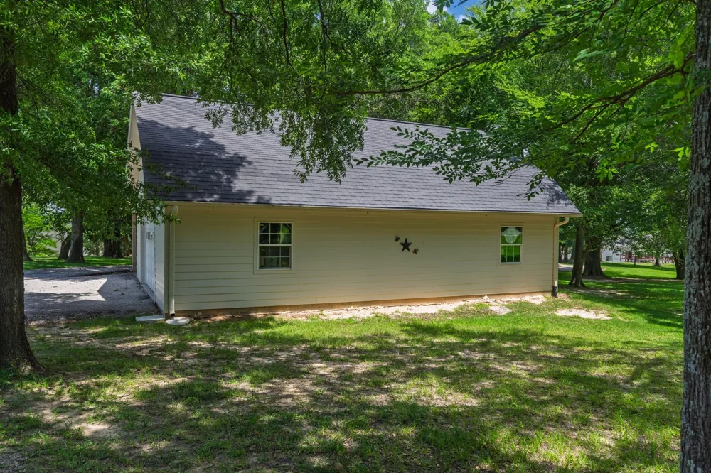 1185 Rs County Road 3503 Emory, TX 75440