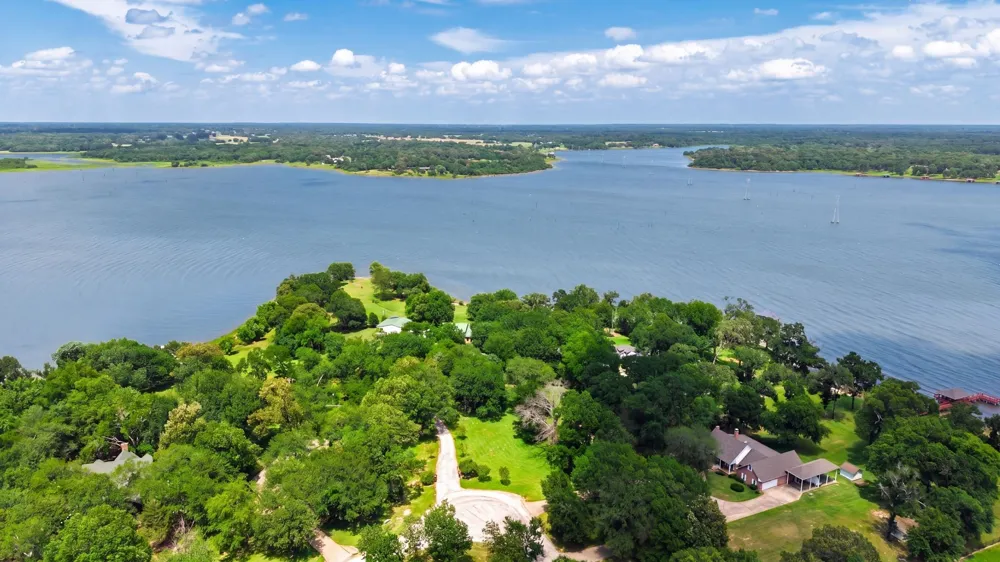 1185 Rs County Road 3503 Emory, TX 75440