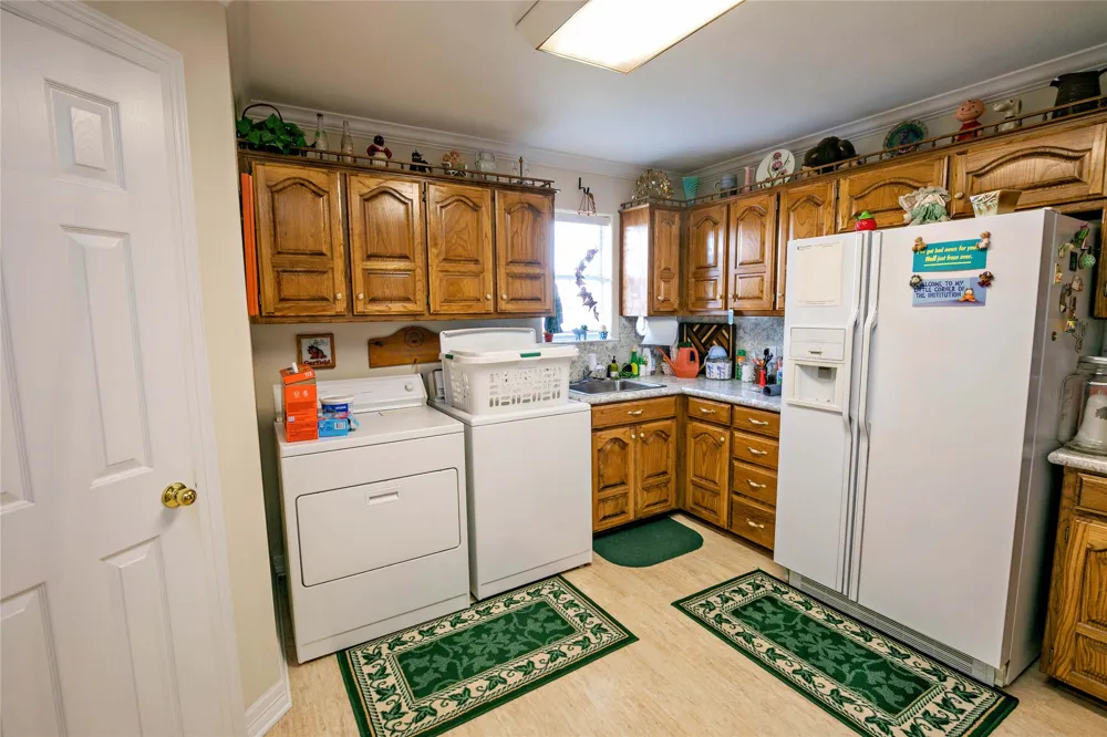 2424 FM 3297 Bonham, TX 75418