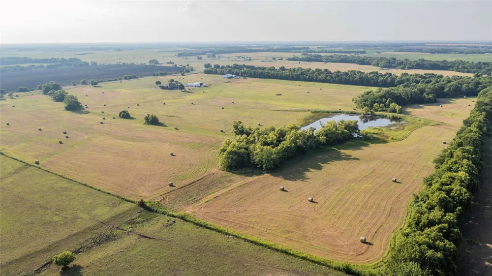 2424 FM 3297 Bonham, TX 75418