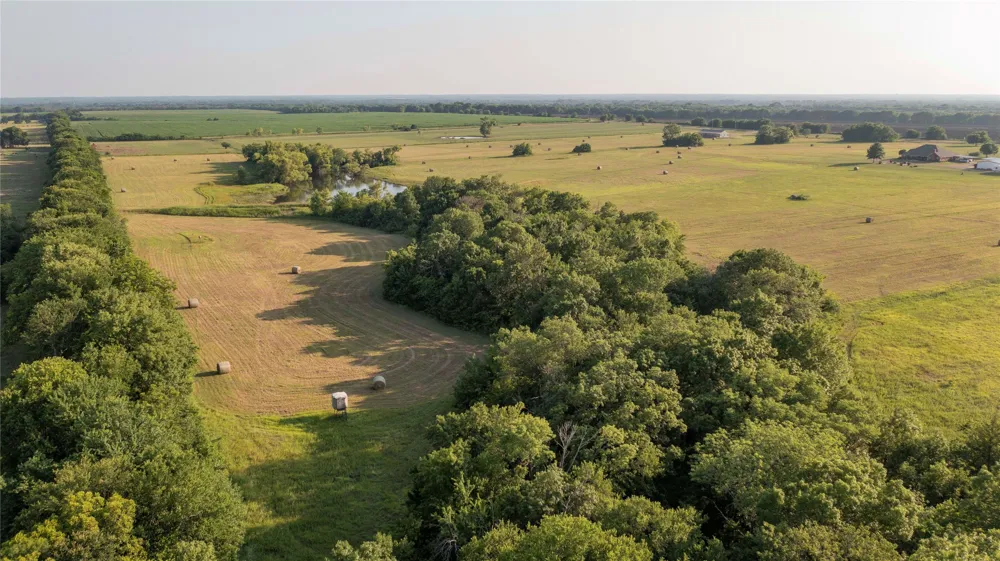 2424 FM 3297 Bonham, TX 75418